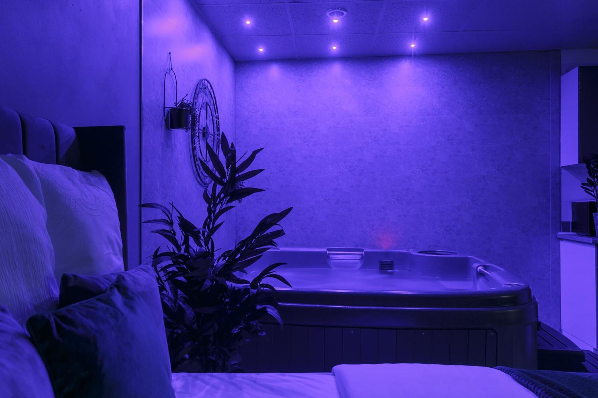 שפילד Riverside Studio With Jacuzzi! מראה חיצוני תמונה